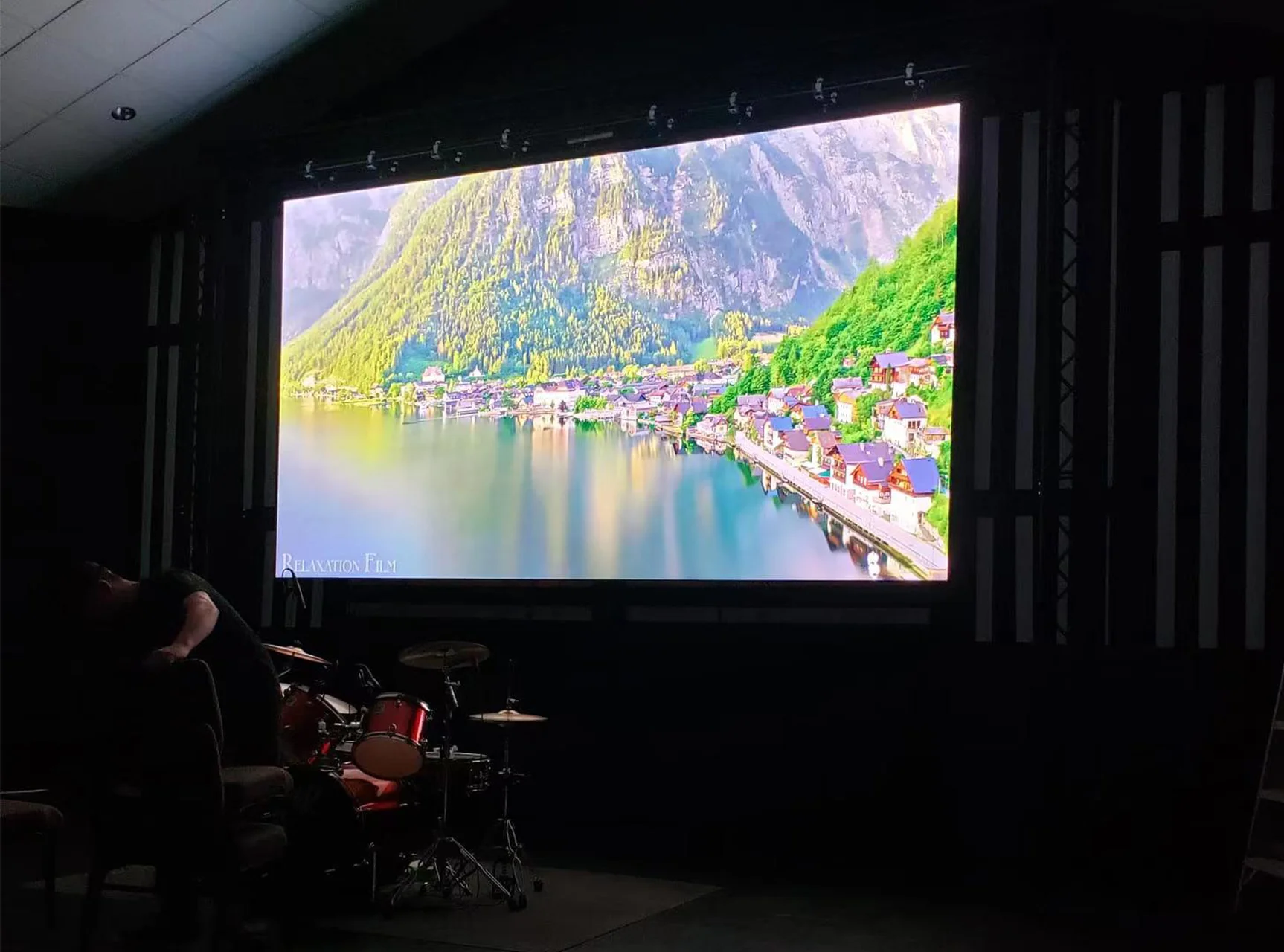 Read more about the article Case of Canada Indoor Church Stage LED Display